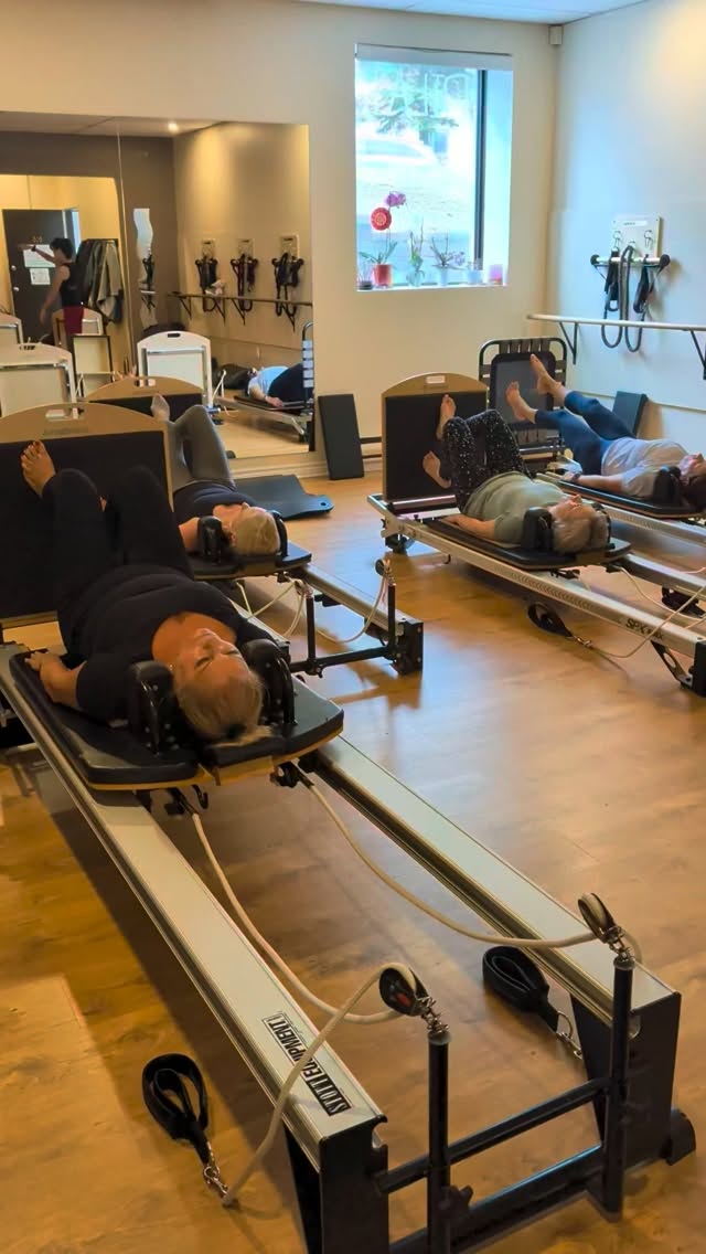 Restez à l'affût!
Au cours des prochaines semaines, il y aura de la nouveauté au studio… Je ne vous en dis pas plus pour le moment! 😉
#studiodepilates #pilatesstudio #entrainement #steroselaval