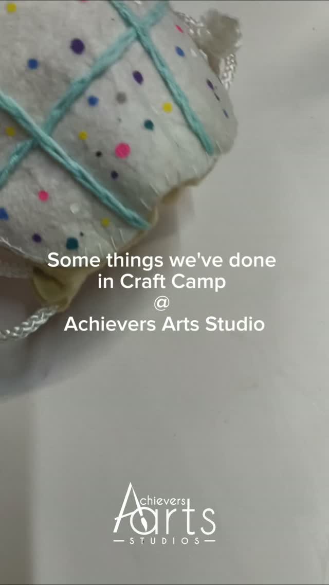 Little hands, big imaginations โจ๐จ๐๏ธ
From colorful creations to proud little smiles, here's a peek at what we've crafted at Craft Camp! Every project is a celebration of creativity, curiousity and fun!!
Which of these creations was your favourite? ๐
#AchieversArts #CraftCamp #singapore #artsandcrafts #sgparents