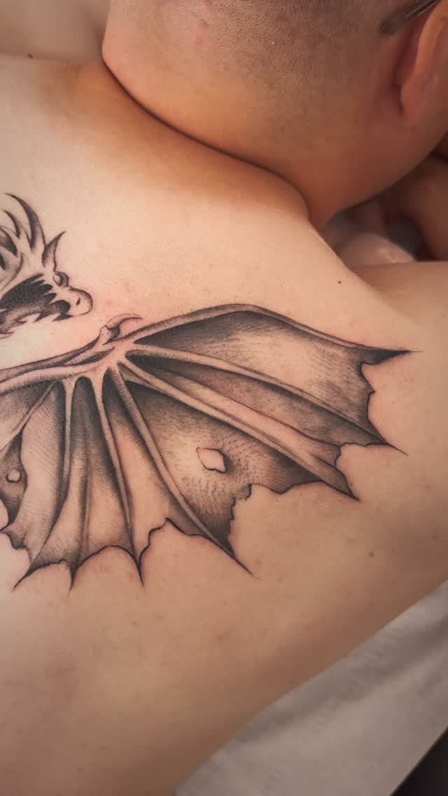 Who doesnβt love a dragon!? π€
.
.
.
.
.
.
.
.
#dragon #dragontattoos #guyswithtattoos #backtattoo #dragons #blackwork
#tattoo #tattoos #stowmarket #ink #inked #getinked #girlswhotattoo #tattooist #art #femaletattooist #gettattooed #prettyinink #Suffolk #girlswithtattoos #tatts #lgbtsafespace #dowhatyoulove #follow #femalerun #safespace #tattoosarecoolandyouknowit