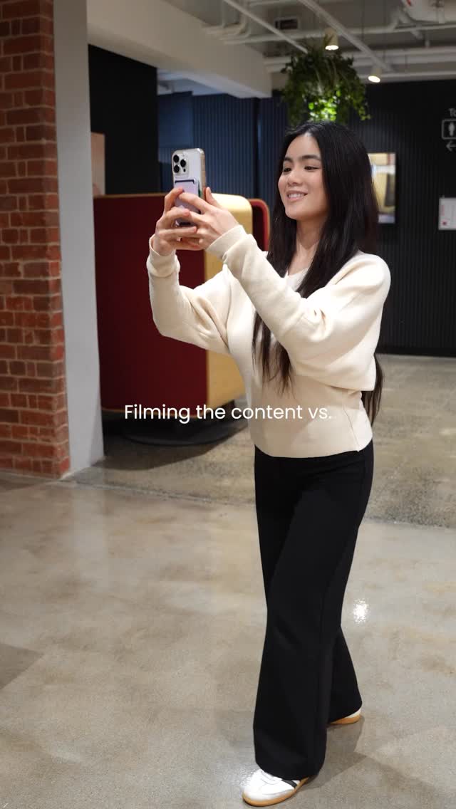 It’s all fun and games..
Then it’s just you, your camera roll, and about 500 creative decisions.🎬
The glamorous side of creating content!
#contentcreation #socialmediamarketing #editingvideo #agencylife #socialsage