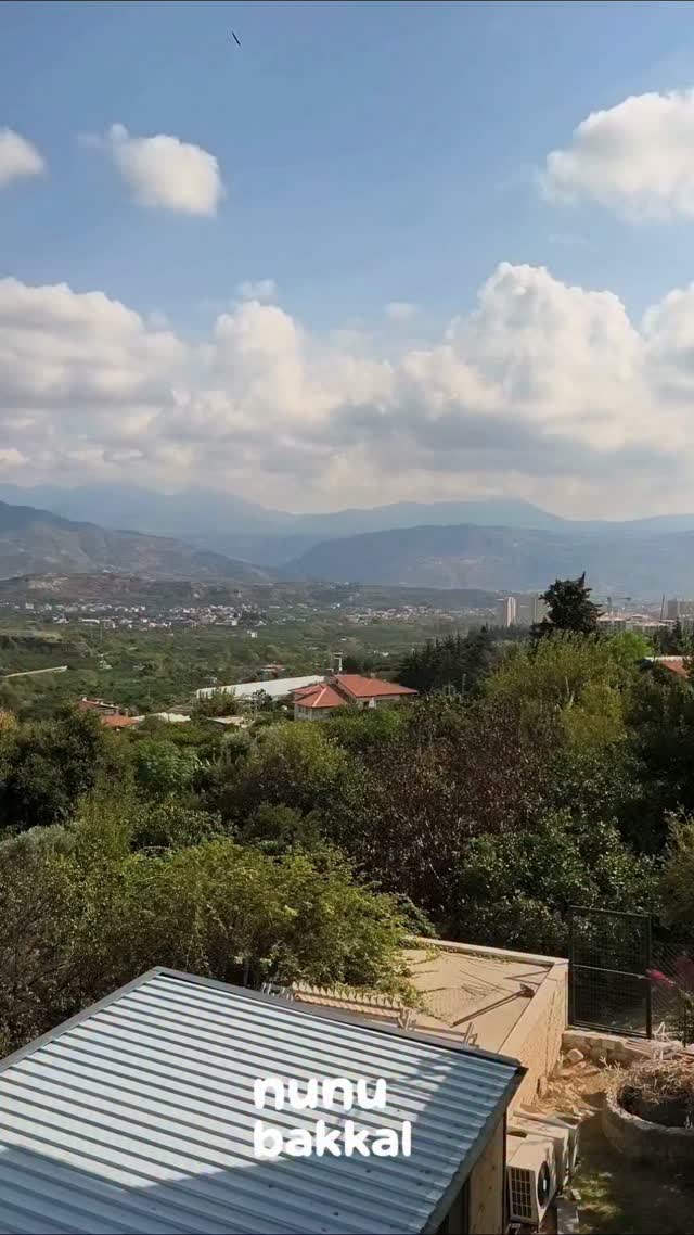 Antakya'da en çok neyi özlediniz?
Biraz sohbet edelim, biraz hatırlayalım. Birlikte hatırlayalım ki hiçbirimiz unutmayalım — ne yaşananları, ne yaşatılanları.
Bir sokağın kokusunu, bir esnafın selamını, bir sofranın sesini... Aklınıza ilk ne geliyorsa yorumlara bırakın.
Biz yine koşup birbirimize ev olalım. Konuşalım, hatırlayalım, unutturmayalım. 🤍
Çünkü unutmadığımız hiçbir şey, tamamen yok olmuş sayılmaz.
#nunubakkal #nunuhafıza #antakya #hafıza #birliktehatırlayalım