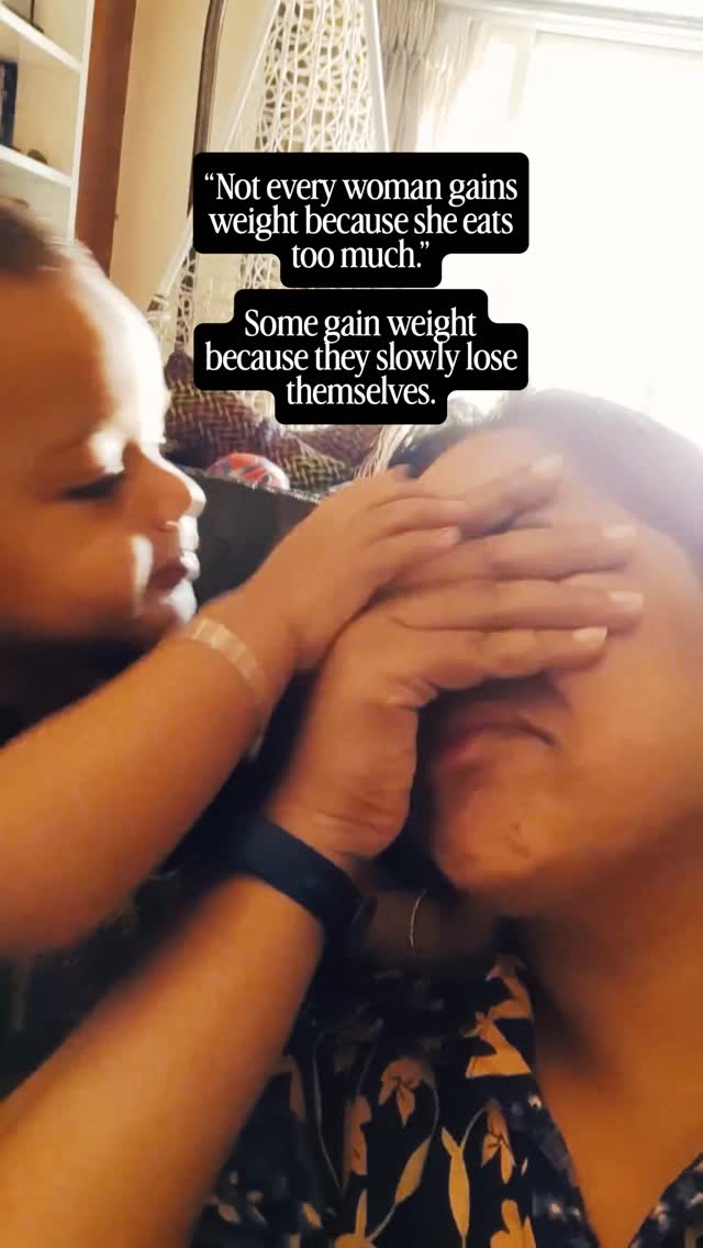 For years, she believed she needed another diet plan.
But the real problem wasn’t food.
It was grief.
It was an empty home.
It was losing the role she had lived for decades.
It was waking up every morning without knowing who she was anymore.
Many women don’t gain weight because they lack willpower.
They gain weight because they carry invisible emotional weight.
When life changes…
When children leave…
When parents fall sick…
When careers pause…
When they keep putting everyone else first…
The body starts asking for comfort where the heart needed healing.
No diet can fix a life that has lost its purpose.
Real transformation begins when you heal your relationship with yourself—not just with food.
❤️ If this touched your heart, comment “JOIN” below.
I’ll send you the link to our WhatsApp Community, where thousands of women are healing their relationship with their body, overcoming emotional eating, rediscovering their purpose, and creating lasting weight loss—without restrictive diets.
Because sometimes…
The weight you need to lose isn’t on your body. It’s on your heart. #weightlossinspiration #womenweightloss #winfitwithvinalidate