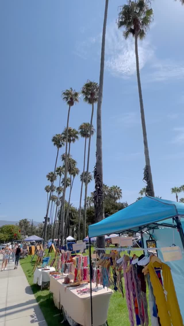 Last day of Fiesta by the beach! ☀️🌊
Beautiful weather, amazing artists all around, and plenty of creativity in the air.
A perfect match! Sherry chose a hatband to complement her dress. 🎨👒
E. Cabrillo Blvd 🔹Space 156🔹by the Skatepark - Look for the blue canopy tent
@sbartsandcrafts
#CoveEcoGear #CraftedInCalifornia #SantaBarbaraCreatives #CoastalCreativity #SantaBarbaraArtsAndCraftsShow