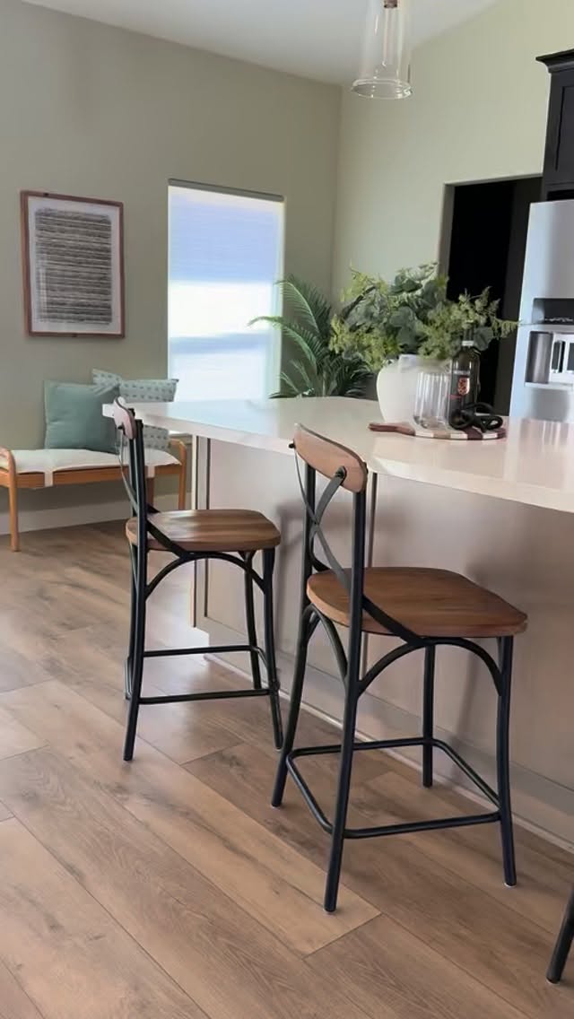 A house might be listed without staging… but it will never feel complete.
Staging isn’t an extra—it’s what turns a house into a home buyers can picture themselves living in. Don’t leave that feeling off the listing.