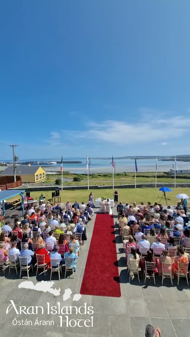 A quiet moment, the Atlantic as your backdrop, and the people who matter most around you.
Outdoor weddings on Inis Mór have a peaceful atmosphere that's hard to put into words. If you're looking for somewhere a little different to celebrate your day, we'd be delighted to welcome you to Aran Islands Hotel.