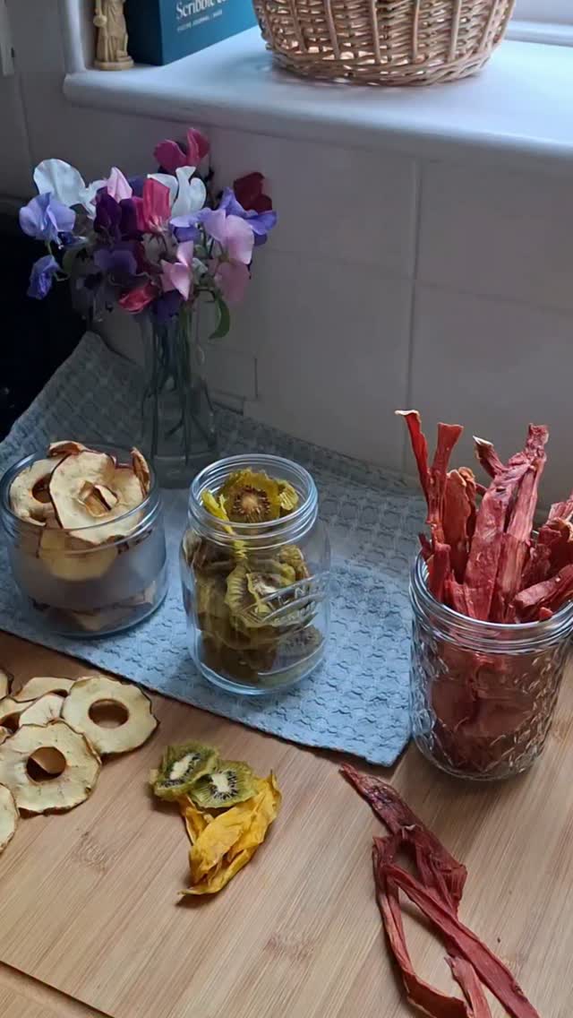 You can use a dehydrator to dry fruit, vegetables and even to make jerky! A basic dehydrator is quite inexpensive and a fantastic way to use up and store fruit before it goes bad.
When dehydrating fruit, set the dehydrator to 75°C and slice the fruit thinly and arrange in a single layer on each rack - leave a enough space for airflow. Dry for 12-24 hours depending on the moisture of the fruit.
Using an oven set it to its lowest setting, arrange the fruit on backing trays lined with parchment paper or a silicone mat and dry for 6-12 hours. Check every hour or so to move/turn the fruit.
Using an airfryer set to its lowest setting and dry for 2-3 hours. Check every half hour to move/turn the fruit.
Store the dried fruit in an airtight container for up to 12 months.
Welcome to Joy as it Flies, your cosy corner for creative living! Join us for delightful 'cook with me' vlogs and easy-to-follow recipes that bring joy to your kitchen. We also share our passion for fibre arts, offering inspiring sewing vlogs, practical tutorials, and beautiful crochet patterns and guides. Whether you're a seasoned maker or just starting your creative journey, find inspiration for food, lifestyle and fashion, and experience the joy of creating from scratch alongside us!
#dehydrator #fruit #healthysnacks #foodstorage #foodfromscratch