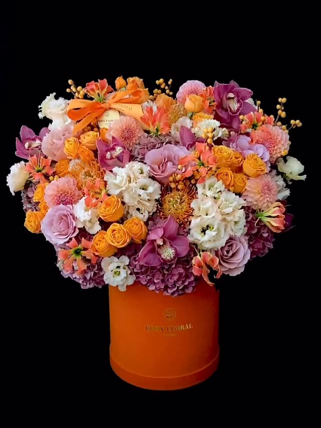 🇬🇧London Flowers Shop|Sun on my way❤️🧡💛
#londonflorist
#londonflowerdelivery
#luxuryfloristlondon
#mayfairflorist
#chelseaflorist