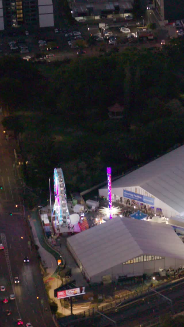 Trading the usual commercial sites for something a little more colorful tonight. The Brisbane Showgrounds look incredible under the carnival lights. Dialing in those low-light settings and catching the Ekka from a totally different elevation. 🚁
#HelicopterVideography #AerialCinematography #TheEkka #BrisbaneAnyDay #BrisbaneCity
