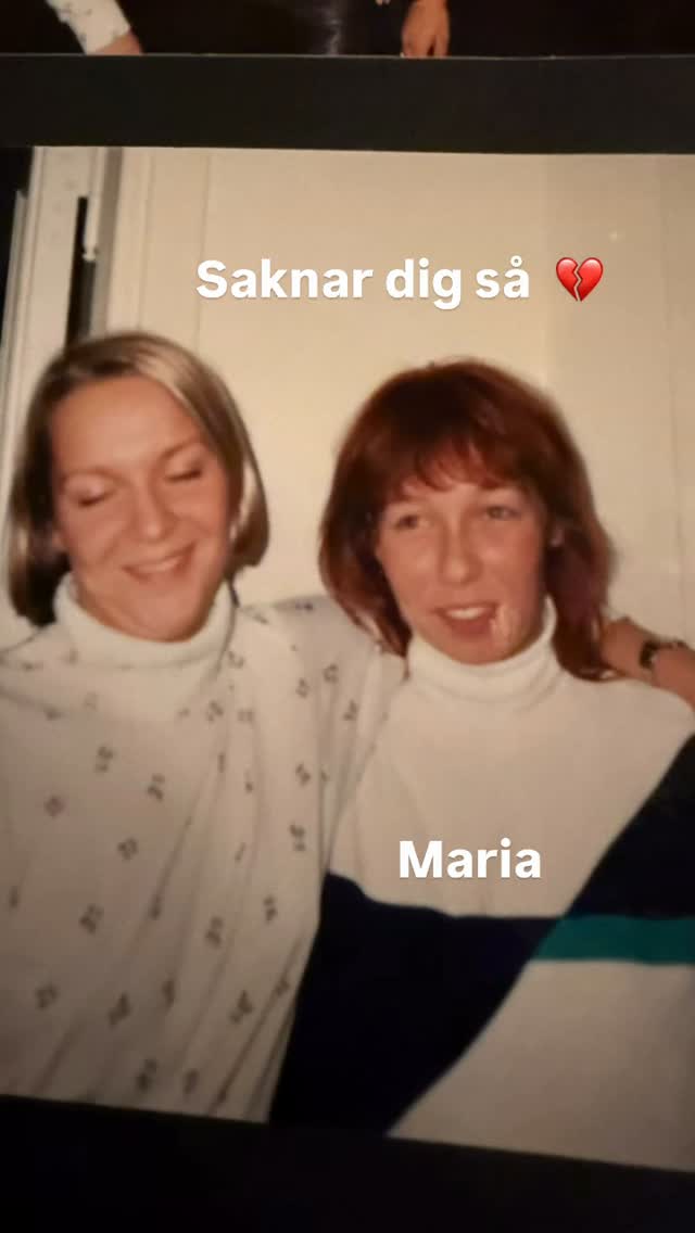 Det är en märklig sak med sorg.
Den kommer och går som den själv vill, följer sina egna vägar.
Utan att man själv riktigt hänger med, så kan det komma en sorgevåg när man minst anar det. Utan att man riktigt förstår varför just nu. Man får liksom bara hänga med på vågen tills den klingat ut.
Älskade kompis saknar dig idag så himla mycket, kan fortfarande inte fatta att du är borta!
Antar att man lära sig att leva med det ungefär som alla andra själens ärr man fått under livets gång.
Så tacksam för alla våra år! ❤️
#sorg #grief #vänner #friends life