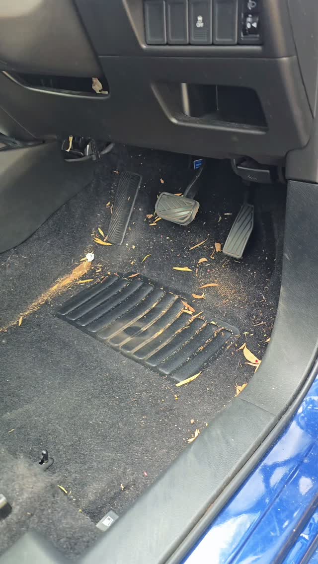 #dirty little Suzuki in for a full interior today!
Check this one out!
www.fastsaledetailing.com.au
#clean #new #detailing #sydney