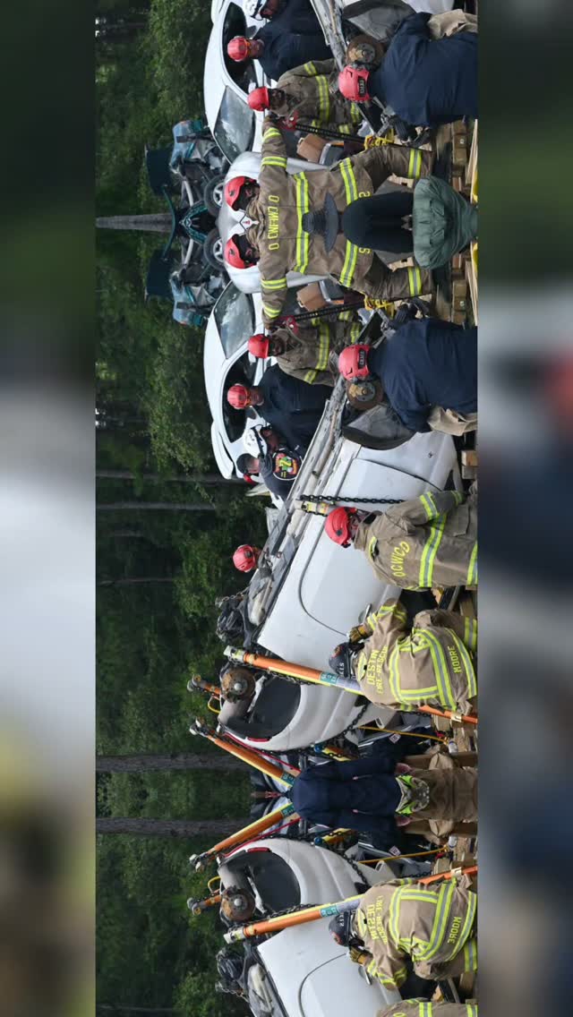 Recap of VMR TECH course held IN Walton Countt FD week of August 18-21 ,2026
There is levels to this!
Train with the best!
#specialops #firedeptartment #firerescue #rescue #trt usar firemen fireman 911 iaff firedept firehouse firetruck fire firetruck firefighter rescue kcco firehouse fireinstructor firefighting bomberos bomberosvoluntarios rescuespecialist flusar training traintolive firnatine 911 fdic genesisrescuetools rescuesystemsunlimited
pompier bomberos bomberosvoluntariosarrecifes