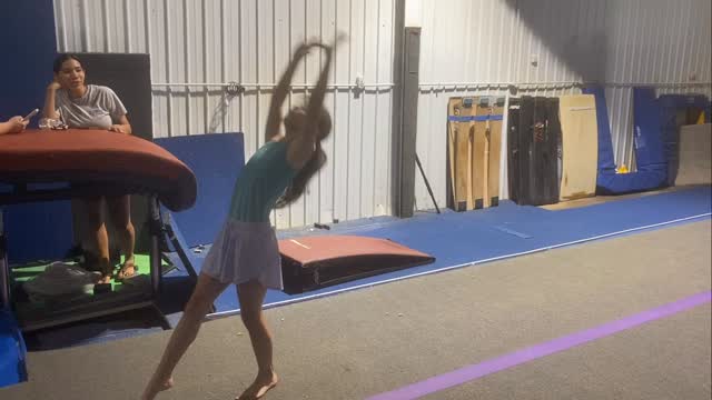 A little quick peek into some new skills our team girls got this week to show off our #PlatinumPride !🩵💜