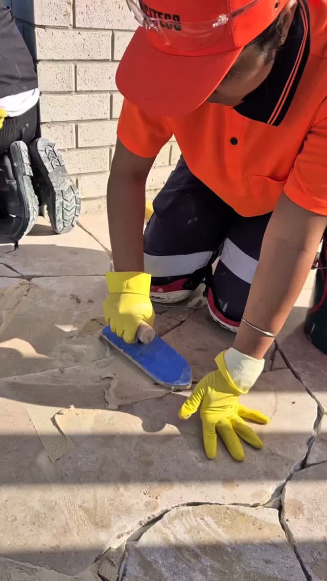 Brisbane Tiling Service Northside Construction group pty Ltd #pooltilingcompany #bobbythetiler #tilescollective #brackenridgecommunty #aranahillscommunity StarlikeEVO gluesandtools kedroncarcentre banyosetimodelleri sidhumoosewala