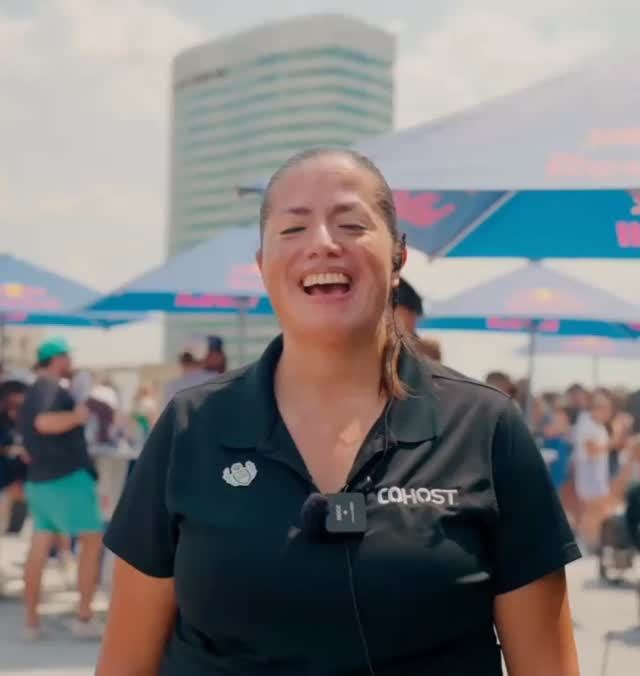 Serving up the energy at Red Bull Flugtag 2025
With:
@redbull
@redbullusa
@torchystacos
@slowbonebbq
@friospops
@thebroadcollective
@tribalvideo
#dfwcatering #redbullflugtag #redbull #dallas #dallasevents