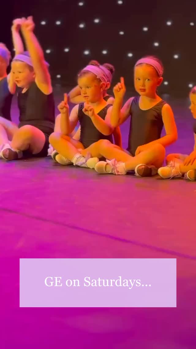 Saturdays at GE are one of our quieter ones… but they are still great fun
🩰09:15-10:00 Pre School Ballet, Tap & Cheer
👯♀️10:00-11:00 P1-2 Ballet & Tap
If you think our wee one would fancy dancing and your week days are jam packed then try out one of our weekend classes!
#gedance #renfrewshire #ballettapcombo