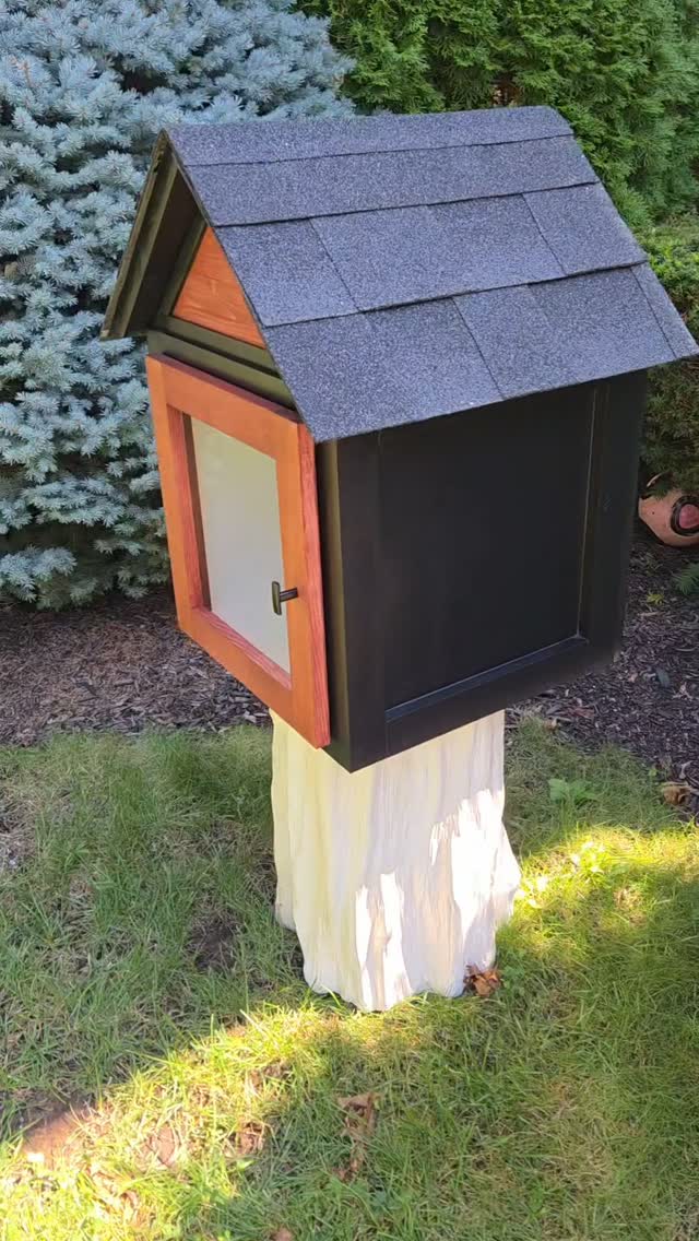 She is a beauty.
#handmade #wood #shoplocal #homedecor #LittleFreeLibrary