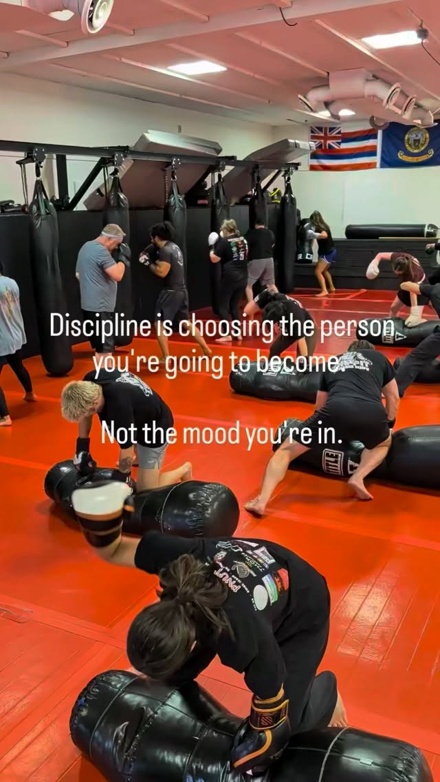 Discipline doesn’t ask how you feel.
It’s showing up anyway.
Putting in the rounds.
Doing the work when no one is watching.
Choosing growth over comfort — again and again.
Because every time you show up, you’re casting a vote for the person you want to become.
Train for life. Be hard to hurt. 👊