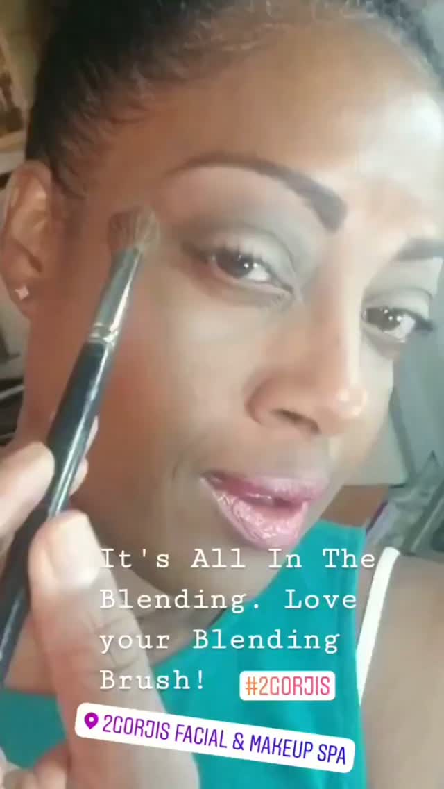 The difference between it lasting or not, it's how you blend it altogether.
Master Make-Up Artist Secret!
Now the secret is out. If you want a polished look, then blend!
💎Kim