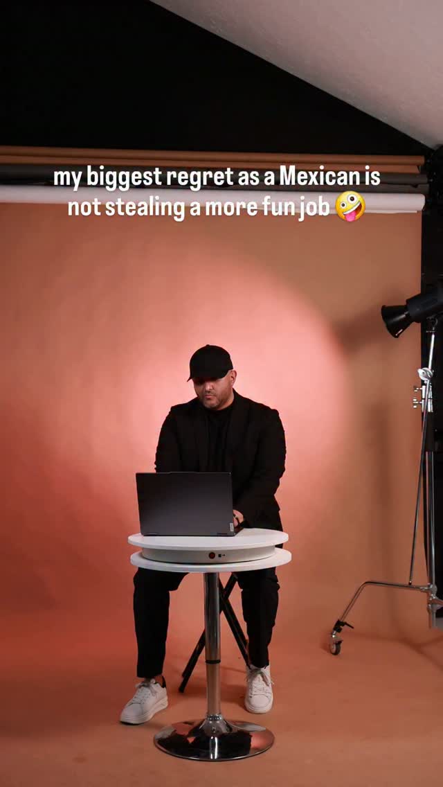 Plot twist: I ended up creating jobs instead 😂😎 Running Chido is challenging, but fun af.
#mexican #contentcreationagency #mexicanentrepreneur