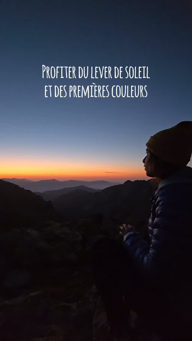 Mes moments préférés en montagne : les levers et couchers de soleil !☀️
Supplément bouquetins et chamois sur les crêtes...mamamia.
Et toi quels sont tes moments préférés là haut?
(Je t'ai entendu avec "la bière de fin")