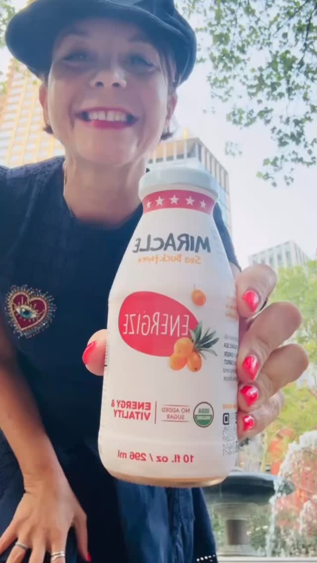 NYC runs on coffee. Until now.
There’s a new superfood in town. ⚡🍊
SEA BUCKTHORN 🧡
-
-
-
-
#seabuckthorn #miracleberry #noaddedsugar #onthego #naturalenergy