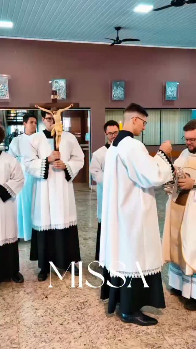 #Missa | Missa no Templo pelo aniversário da sua dedicação.
#padrepio
#católicos
#sãopiodepietrelcina
#ParóquiaSãoPio