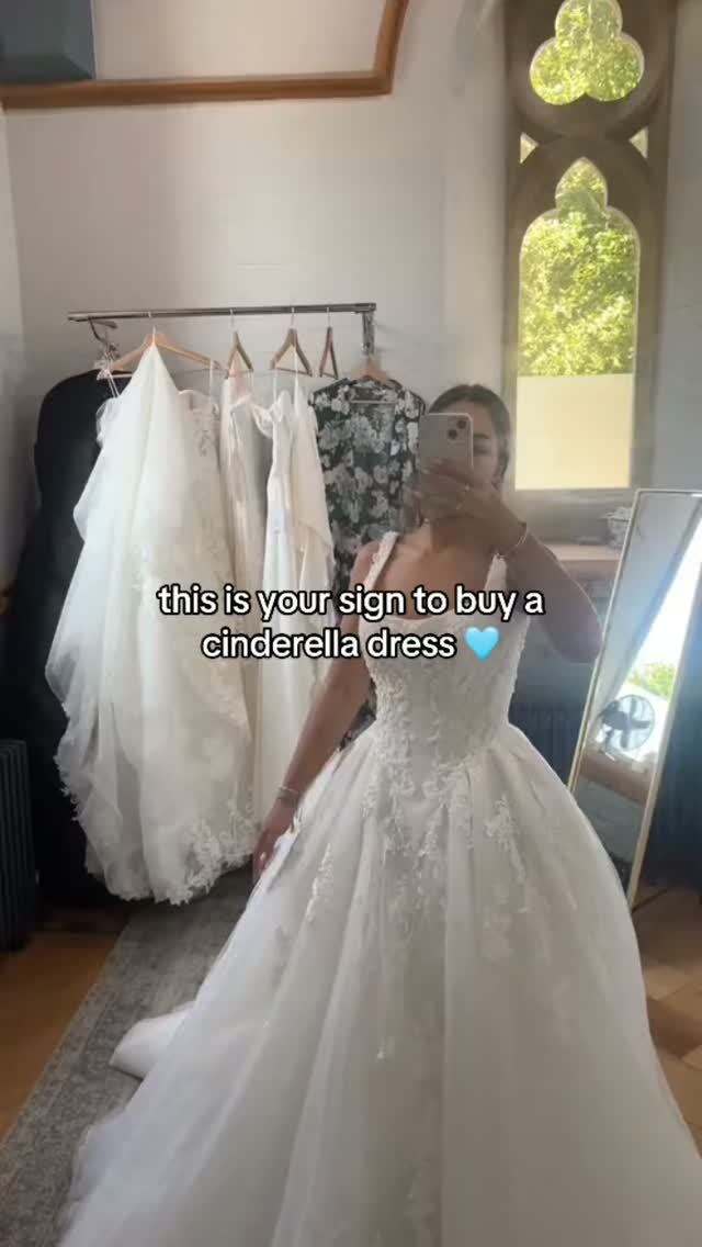 A Cinderella moment 🩵
Do you like this dress?
Dress by @Martin Thornburg
#sayyestothedress #weddingdressshopping #bridalshop #bridalboutique #weddingdress