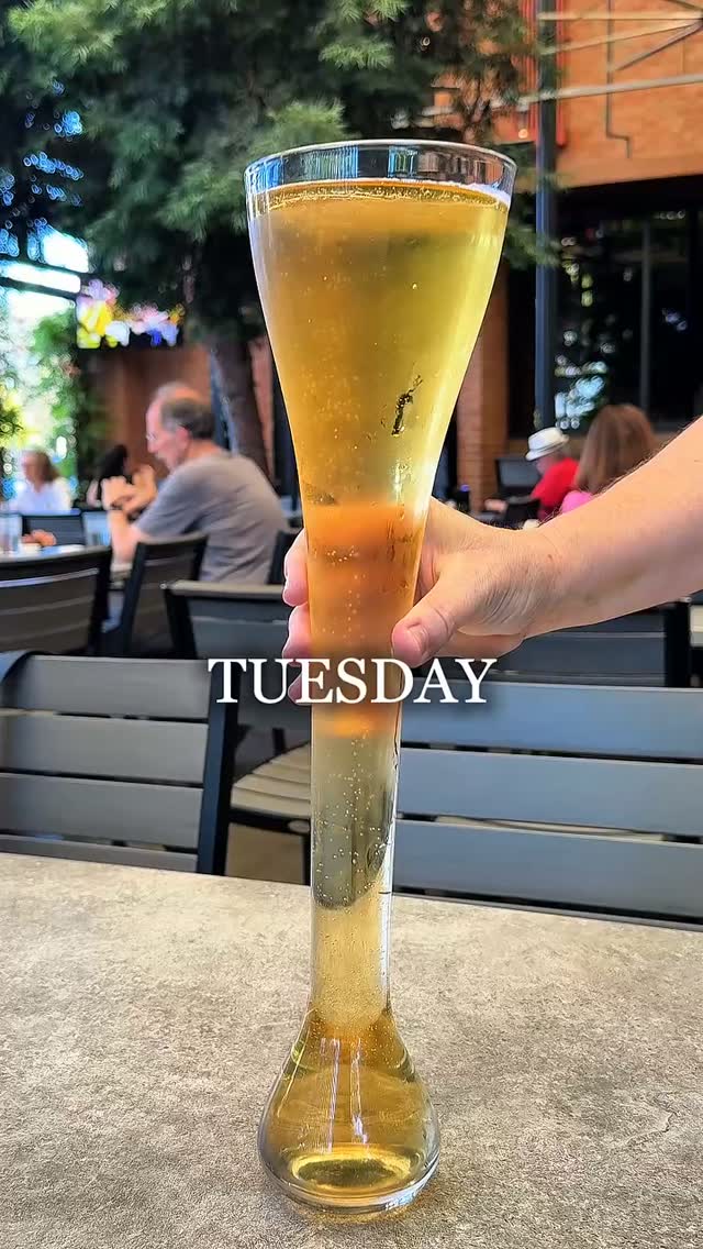 Turns out every day is a good day to visit @yardhouse. 🍻
Reminder: You can catch Happy Hour Monday–Friday from 3–6 PM and Late Night Happy Hour Sunday–Wednesday from 10 PM–12 AM!
#fountainsatrsvl #rosevilleca #yardhouse #rosevilledrinks