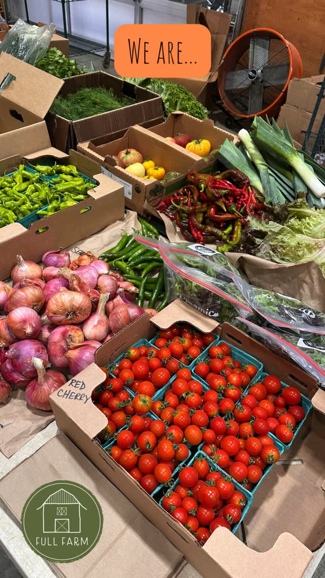 If you're a regular farmers market customer of Deck Family Farm, you might not know that we have a membership that offers weekly deliveries of custom orders. We bring them to Saturday drop sites at homes and farmers markets in Portland and Eugene, and we do drop site and home deliveries in the Eugene Springfield areas on Tuesdays.
Saturdays:
Hollywood Farmers Market: 8am - 1pm
PSU Farmers Market: 8:30am - 2pm
St. John's Farmers Market: 9am - 2pm
Lane County Farmers Market: 9am - 2pm
Sundays:
Montavilla Farmers Market: 10am - 2pm
King Farmers Market: 10am - 2pm
Hillsdale Farmers Market: 9am - 1pm
Springfield Farmers Market: 9am - 2pm