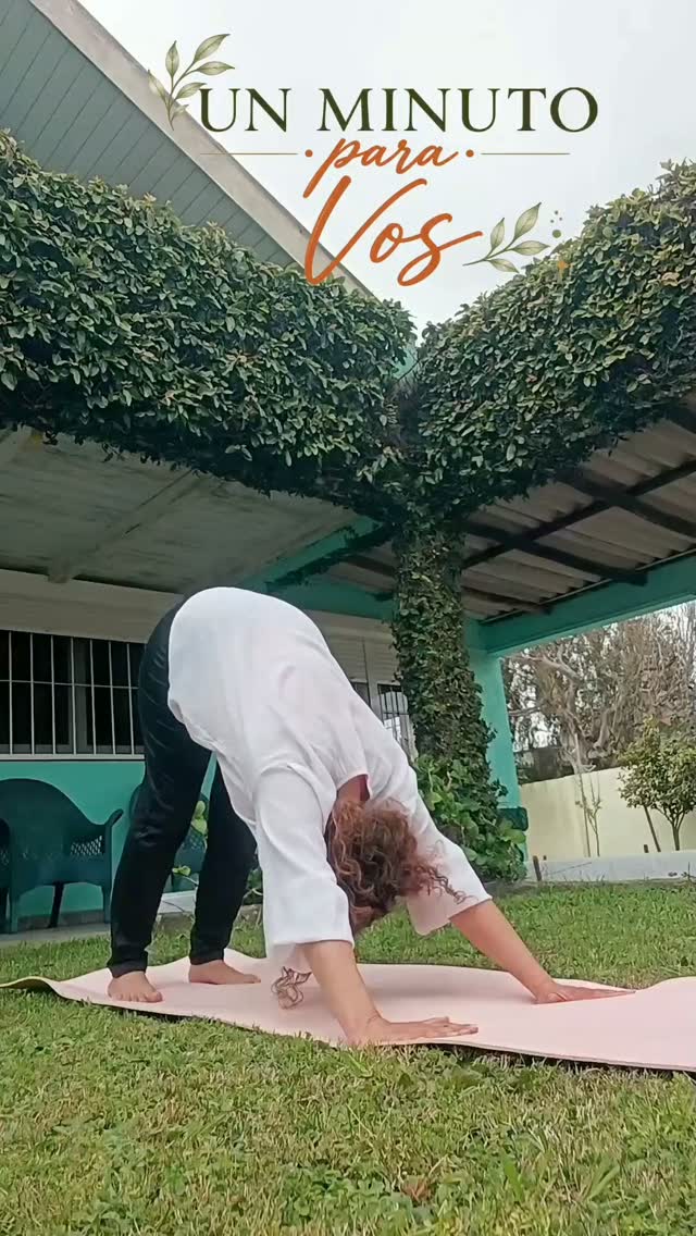 “Bienvenidos a este minuto para vos.
Hoy te invito a hacer estos movimientos conmigo.
Y si te animás, grabate subila a tu historia y etiquetame para que te vea 🧘♀️.
Que este minuto sea nuestra excusa para volver a nosotros.”
Abrazos
Mage 🪷🤍🌿
#mujernatura21
#magetips
#vivirenconciencia
#yogaonline
#yoga
