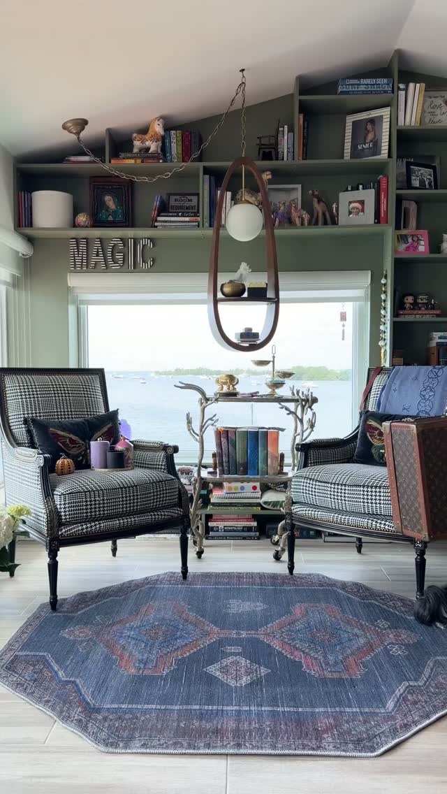 Who says a coffee table has to look like a coffee table? As an avid trunk collector, I've always loved finding new ways to bring these pieces into a space. Not just for the storage they offer, but for the story they tell. A well-chosen trunk does something an ordinary coffee table simply can't: it adds history, personality, and a layer of meaning that makes a room feel completely one of a kind.
Would you ever decorate with trunks? I'd love to know. Drop it in the comments!