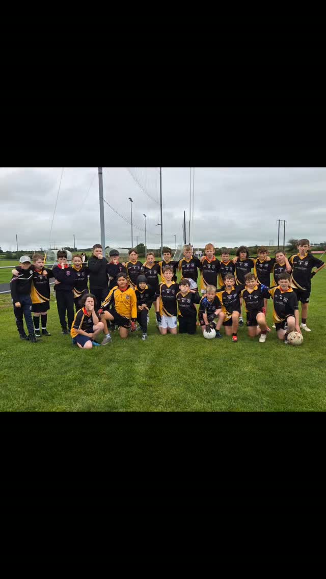 Bawnmore NS took part in the Supervalu Cup yesterday! Hosted by Claregalway GAA, this tournament was enjoyed by members of our 4th, 5th and 6 th Classes.
Maith sibh a bhuachaillรญ! Nรญ raibh an aimsir rรณ-dheas ach d'imir sibh ar caighdeรกn ard!