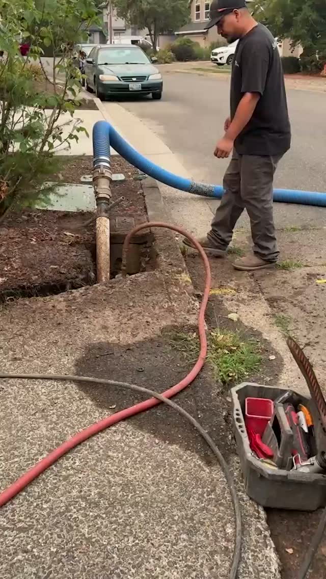 When water pressure is elevated, it causes any number of issues to pipes, appliances, and water bills. The good news is that it’s really easy and inexpensive for you to monitor yours. Learn more in our article: https://www.sutherlandplumbing.com/pressure-tester
#HomeMaintenance #HomeRepair #Portland #PortlandPlumber #Beaverton