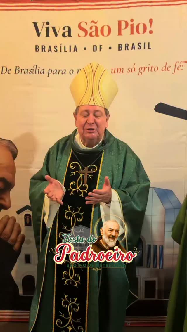 #FestaDoPadroeiro | ✝️ Cardeal Dom João Braz de Aviz, Arcebispo Emérito de Brasília, convida a todos para a Festa do Padroeiro da Paróquia São Pio de Pietrelcina.
🇮🇹 A festa italiana dedicada a Padre Pio vai até 23 de setembro. Não perca!
📍 Anexo da Paróquia São Pio de Pietrelcina (tendas) – QRSW 1, área especial, Sudoeste – Brasília/DF
#padrepio
#católicos
#italianfood
#ParoquiaSaoPio