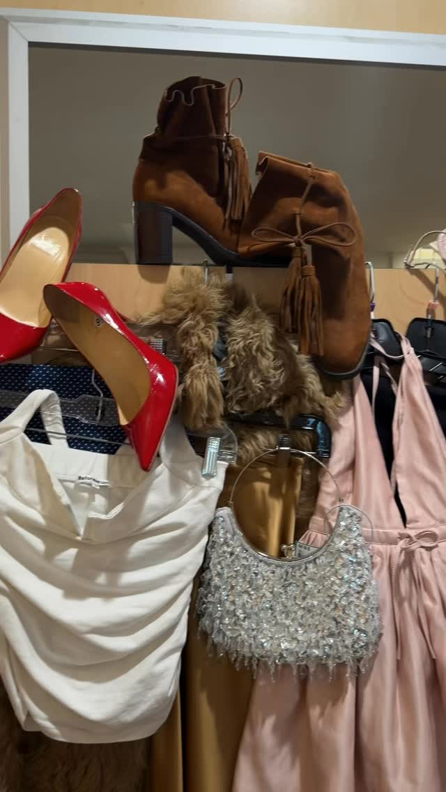 Come back tomorrow for a fun reveal!
#sale #consignment #westwood