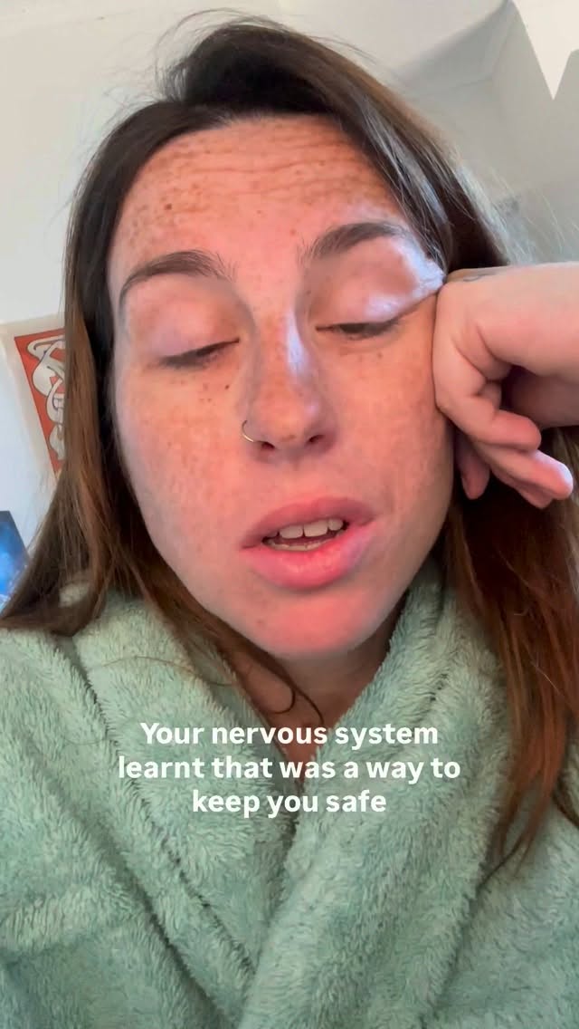 excuse the dressing gown 👀
Subtle survival strategies might look like:
- hypervigulance
- people pleasing
- imposter syndrome feelings
- lots of humour/dark humour
- feeling responsible for someone’s emotions and wellbeing
- avoidance/emotional distance
- over the top giving
- blending someone else’s feelings with your own
And many many more!
But your nervous system learnt to do that when you were younger because it kept you safe, it kept you attached to someone you needed or at a safe distance from being hurt.
Your wonderfully intelligent body subconsciously implemented these strategies. Does that mean you need them now? Maybe not. But the nervous system needs to learn it IS safe right now. And feel confident that it’s ok to step into the present.
Bring your body back:
✨ name things out loud
✨smell something nice
✨ put your hands in warm or cold water
✨ sing or hum
✨ stretch, shake and sigh
When we notice these things and understand WHY - we can meet ourself with a little more compassion 🫶🏻