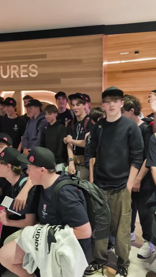Shrines, Sumo, Suzuki + Shibuya gaming ✅✅✅
Year 9, 10 & 11 Drama students on tour to Japan 🇯🇵 with some awesome teachers!!
@cranbrook_sydney #japantrip