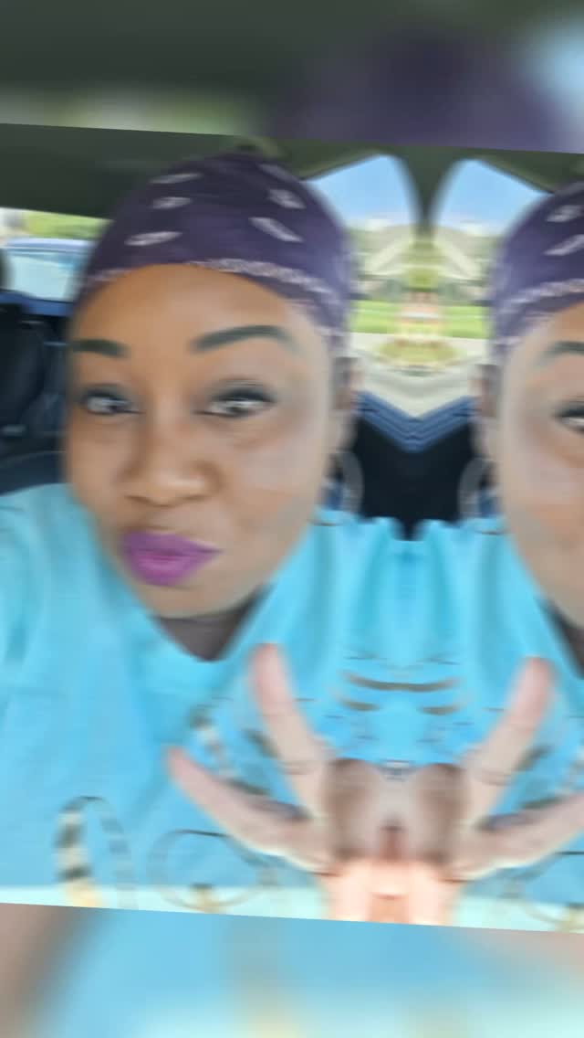 Another day, another workshop! 💜🙌🏾
I had the honor of facilitating another private workshop for a Girl Scout troop today, and these girls were AMAZING!
As an added bonus, they taught ME something this time...the Girl Scout Promise and Law. And listen...it aligned so beautifully with so many of my own values, I told them I might have to adopt it as the CAAS Creed! 😂💜
I love what I GET to do...pouring into our youth, helping them grow in confidence, and apparently learning a few things along the way too!
@gsnetx
#GirlScouts #ConfidenceAtAnySize #YouthEmpowerment #ConfidenceBuilding #TheConfidenceConcierge