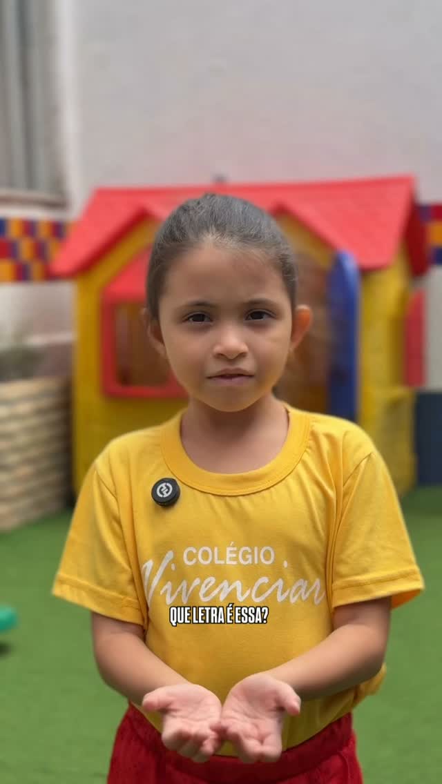Aprender é um processo construído passo a passo. 💛
Na escola, a criança aprende. Nas atividades, pratica. Em casa, revisa. No reforço, fortalece o que ainda precisa de atenção.
Cada etapa tem um propósito e, juntas, elas ajudam o conhecimento a se tornar mais sólido.
No Colégio Vivenciar, acreditamos que a aprendizagem se constrói com prática, repetição e acompanhamento!