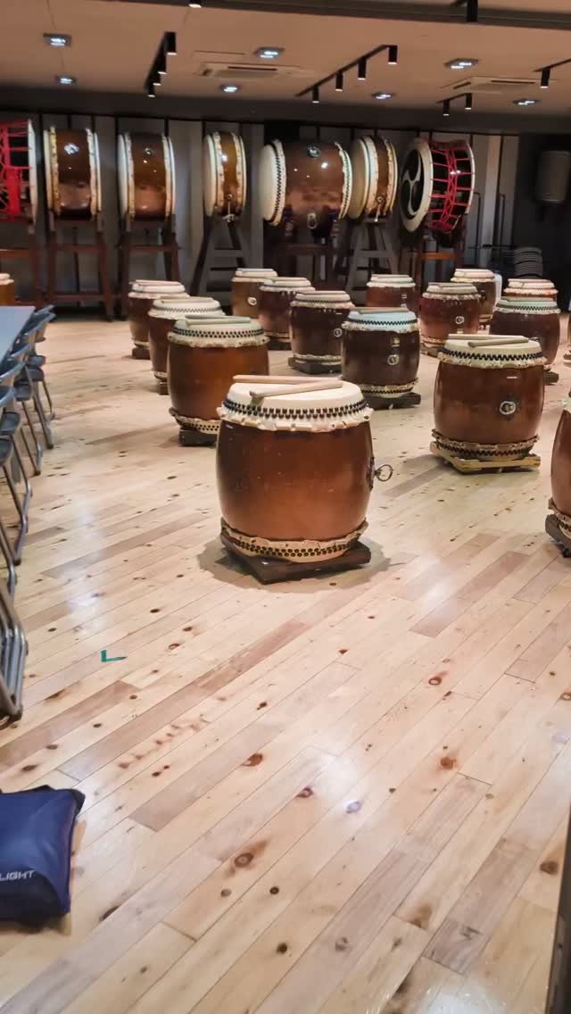 Taiko Drumming is THE BEST with the Cranbrook Drama students!!!!!
@taikolab.jp
@cranbrook_sydney