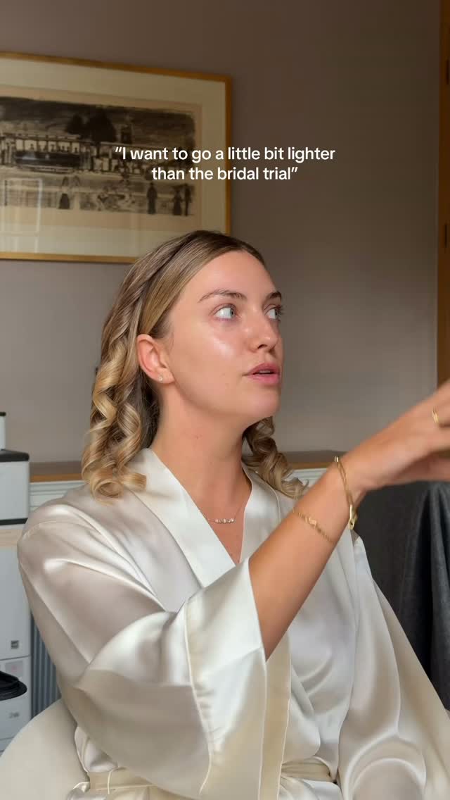 “I want to go a bit lighter than the bridal trial”
We used Anne-Sophie’s welcome party as her makeup trial and discussed the looks for both days.
For her welcome party she wanted a bit more of a soft glam bridal makeup and for the wedding day she wanted to keep it in the same tones but a bit softer and lighter. Very much skin forward and elegant, both polished and beautiful but slightly different
Taking on a limited amount of weddings for 2027 so please enquire to see if your date is available. I would love to be a part of your special day and create your dream hair and makeup look 🤍
•
•
•
•
•
•
Bridal makeup - bridal trial vs wedding day - natural bridal makeup - soft bridal makeup - skin forward bridal makeup - bridal makeup artist belgium - makeup artist lake como - makeup artist paris - makeup artist italy - makeup artist france
#bridalmakeup #bridalmakeuplook #naturalbridalmakeup #softbridalmakeup #belgianmakeupartist