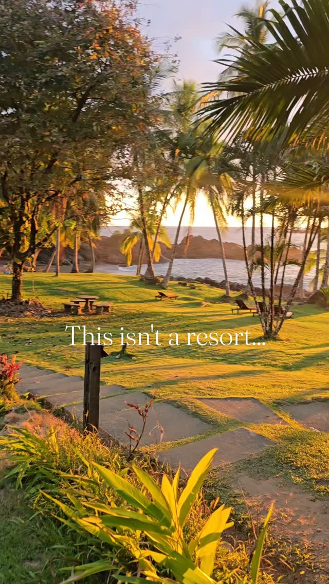 A stay at the Jaguar's Jungle Lodge is much more memorable than a resort with interesting characters around every corner.
#costarica #costaricatravel #hotelscostarica #costaricahotel #drakebayhotel