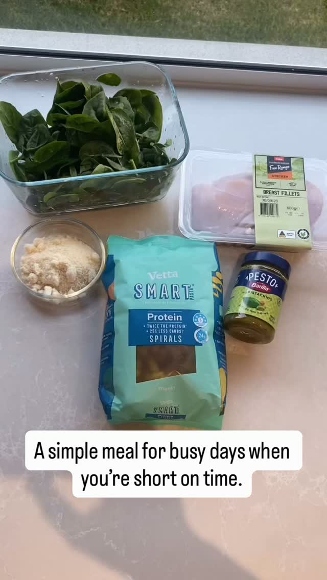A simple meal for those nights when you need something quick, easy and actually satisfying. 🤍
This chicken pesto pasta has around 40g of protein per serve and is perfect for those busy nights when you don’t have much time (or energy!) to cook.
Now, I LOVE cooking. I love taking my time in the kitchen and making things like pesto from scratch in my Thermomix but that’s not realistic every night.
Sometimes having a good-quality store-bought pesto and a few simple ingredients on hand means you can get dinner on the table instead of reaching for takeaway.
Healthy eating doesn’t have to mean cooking everything from scratch or doing everything perfectly. It’s about finding ways to nourish yourself that actually work for your life. It’s important when you plan your meals that you add in a couple of quick meals because not every night your going to feel like cooking or have a lot of time for it.
Sometimes that looks like homemade pesto.
Sometimes it looks like the jar.
Both are okay. 🤍
Save this one for your next busy night or even for a lunch prep meal.