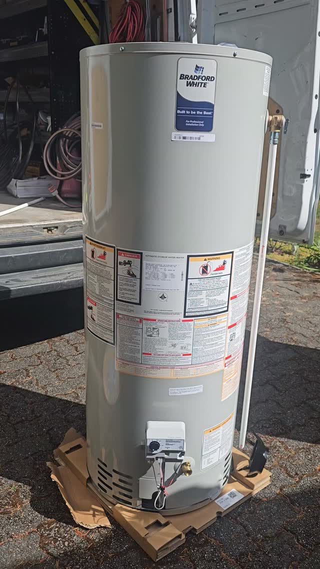 Hot water you can count on, backed by a decade of protection! 💧🔥
Fresh installation of a premium Bradford White water heater tank completed today. Built for durability and efficiency—plus, our customer gets total peace of mind with our 10-Year Extended Warranty package!
Is your water heater showing its age? Drop us a message or call today for an estimate!
#hotwatertank #bradfordwhite #bradfordwhitewaterheaters #hotwatersolutions #10yearwarranty