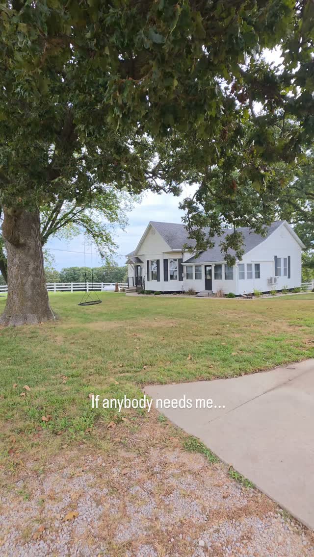 Missouri countryside vibe...I'm enjoying this! ☕️
#coffee #ghosthunting #missouri