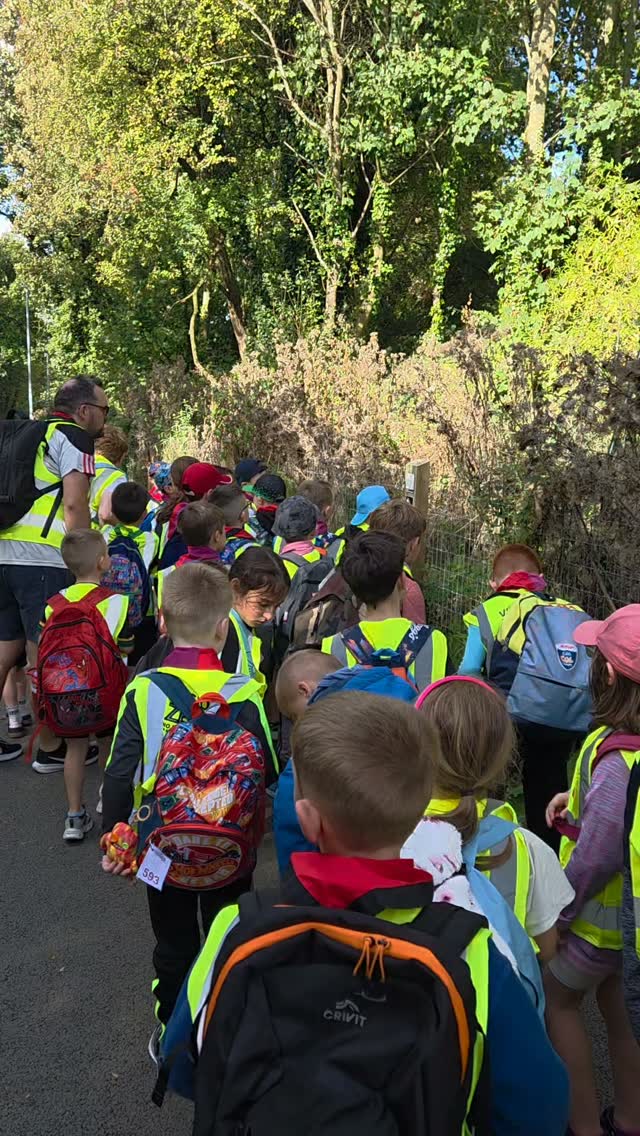 π₯ΎπΎ I'm gonna walk 500 milesβ¦ or 8K π
3rd & 4th Beavers were out exploring Oldbridge today! π³π₯Ύ Plenty of walking, exploring and having fun along the way for our first activity of the new Scouting year ππ΄π£π΄β«οΈ
#stoliversscoutgroup #Scouts #Beavers #Oldbridge #Adventure