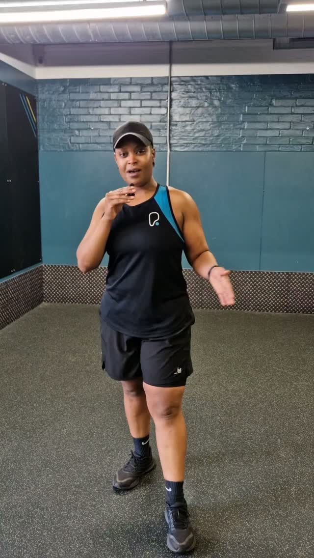 Hey y'all! Try these decline bench core exercises then hit the link in my bio to book your free PT taster sesh!
#VITALCONDITIONING #london #womensstrengthtraining