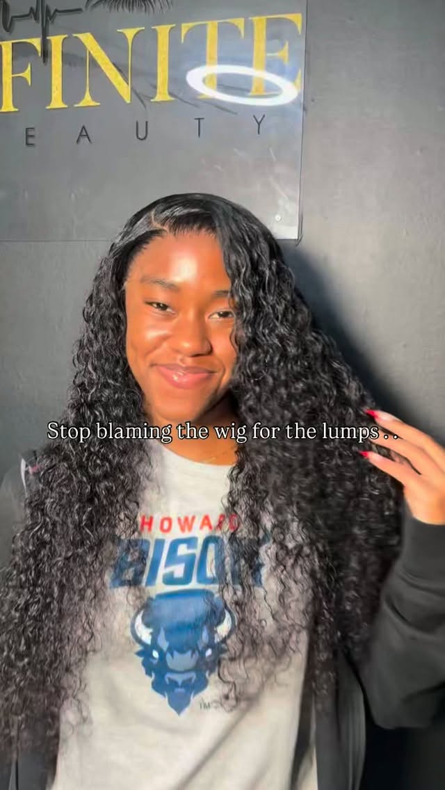 Loc’d girls 👀 Would you try this? Comment ‘WIG’ if you’re ready for your install 💫
October 👻 Appointments Available NOW
#baltimorehairstylist #dmvhairstylist #locs #wigoverlocs #explore