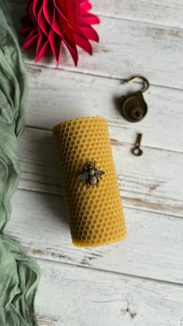 Slowly but surely I am getting ready for the busiest season in the year…
Pure beeswax candles, hand poured straight from my bees to your table.
.
.
.
#handpoured #diy #craft #frombeetoyou