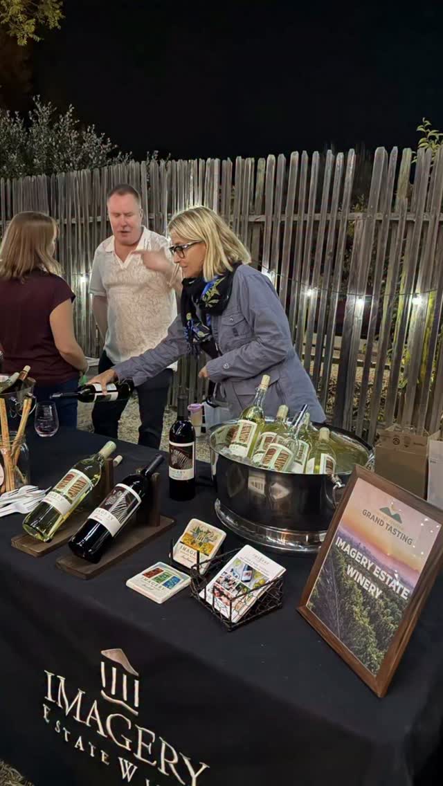 Wine Country Living! 🍇
Pouring wines at the Valley of the Moon Vintage Festival is always a special way to celebrate Sonoma Wine Country! Great food, wonderful people, fabulous local chefs, and so many incredible wineries to choose from.
Every September, this fantastic event gives visitors a chance to experience the best of our local food and wine scene. If you’re planning a Wine Country getaway, this is one event you won’t want to miss!
Cheers to good wine, great food, and even better company! 🥂🍷
@sonomavintagefestival
@sonomaplaza
#winecountryliving #sonomavalley #sonomacounty #winetastings #liveyourbestlifenow